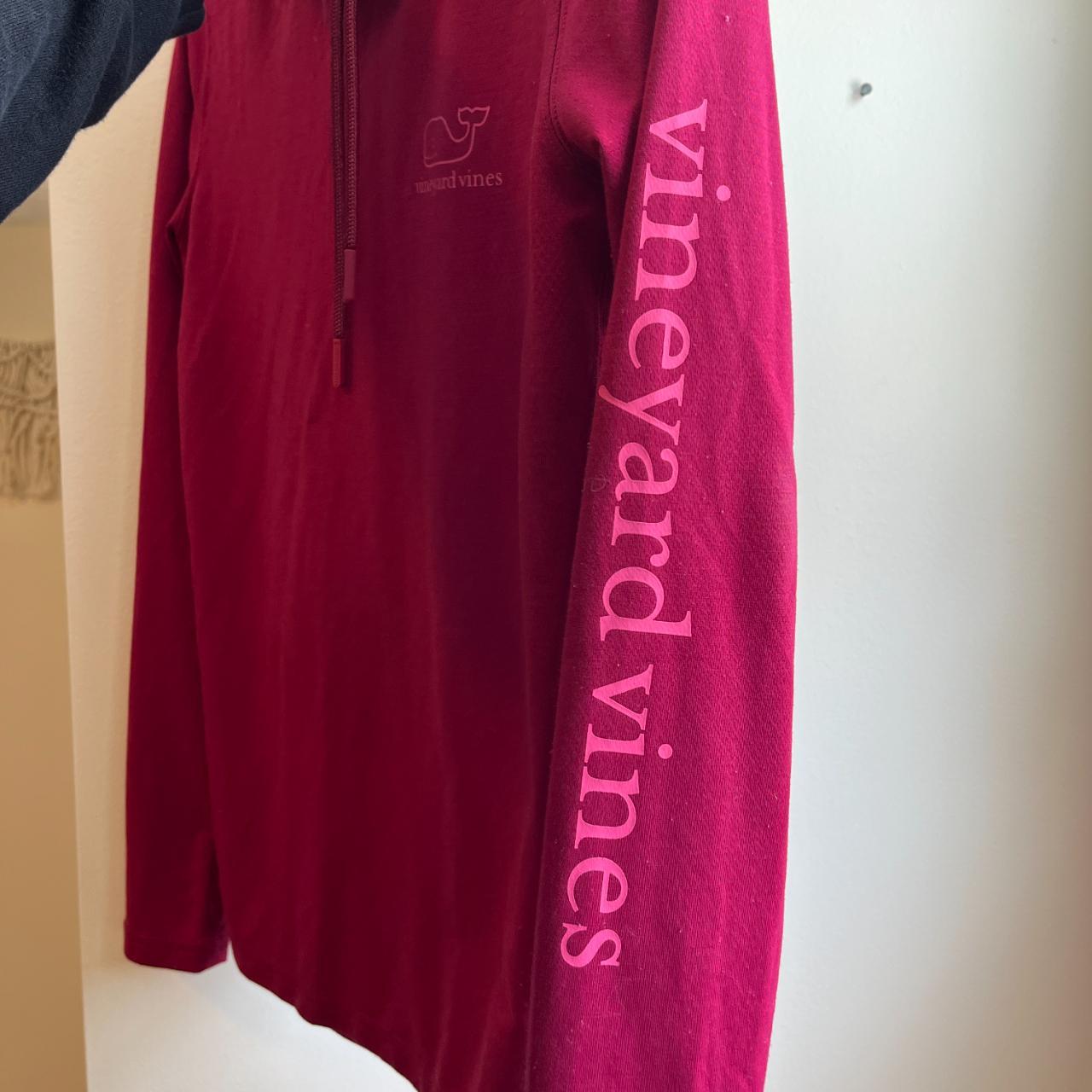 Vineyard vines hot sale pink sweatshirt