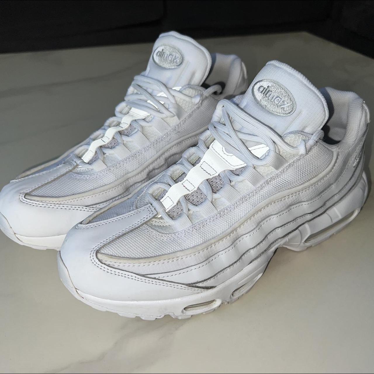 nike 95 triple white