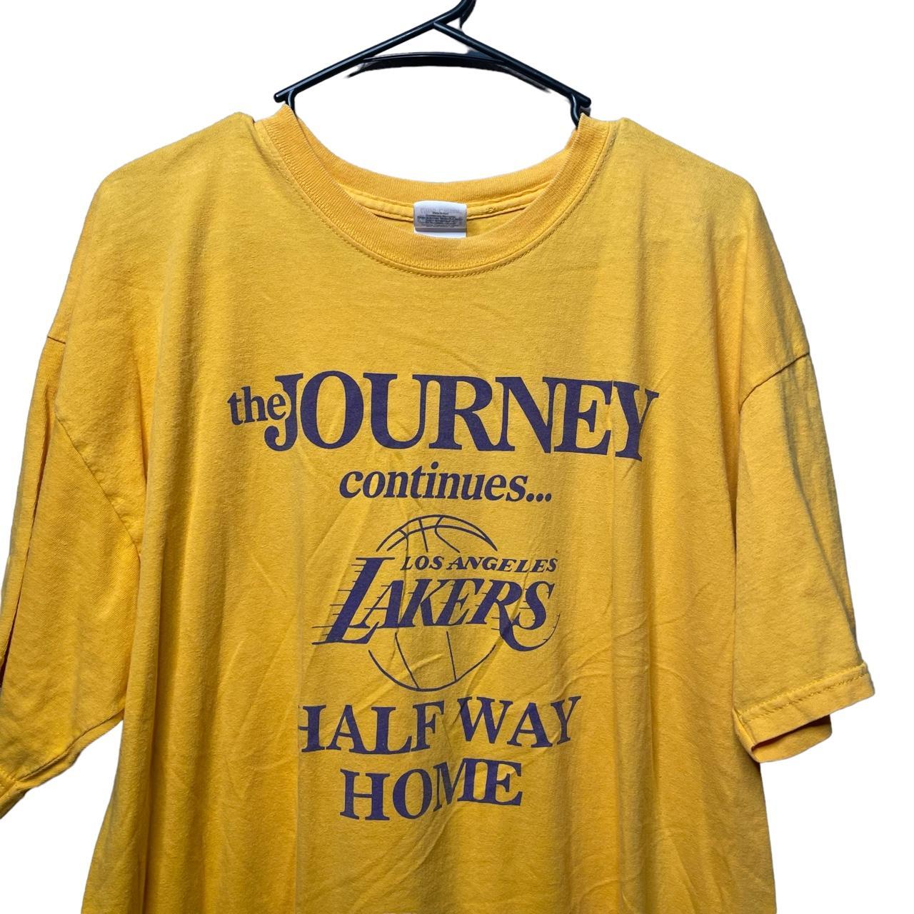Men's New Era Purple Los Angeles Lakers Throwback T-Shirt Size: Small
