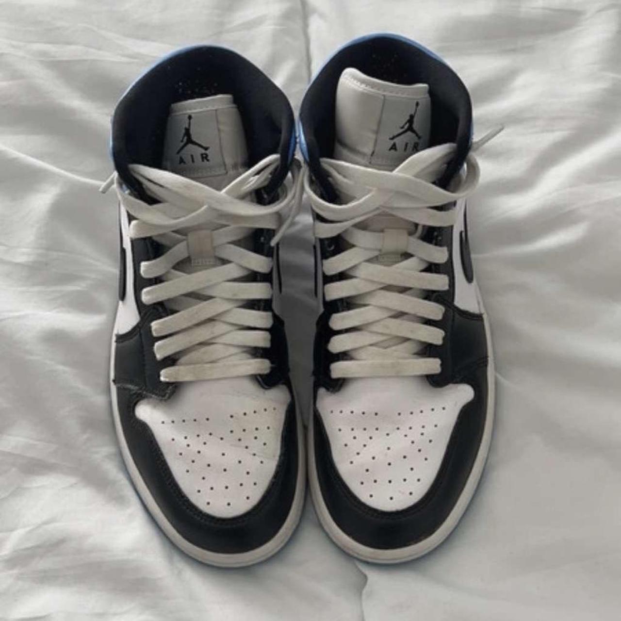 university blue mids