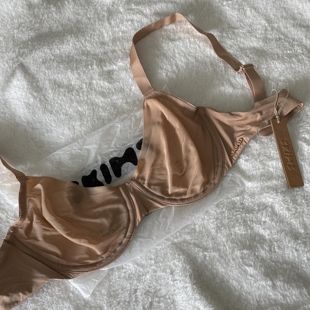 item listed by ninaangelina
