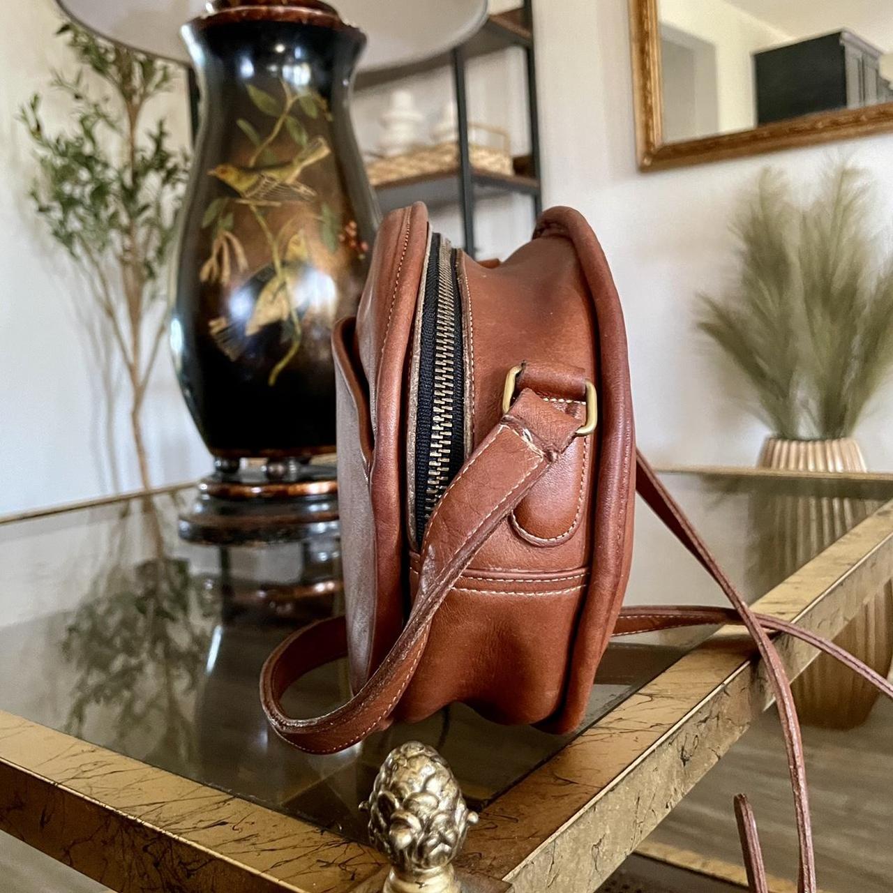 Early 80s Coach canteen crossbody in a patina cognac Depop