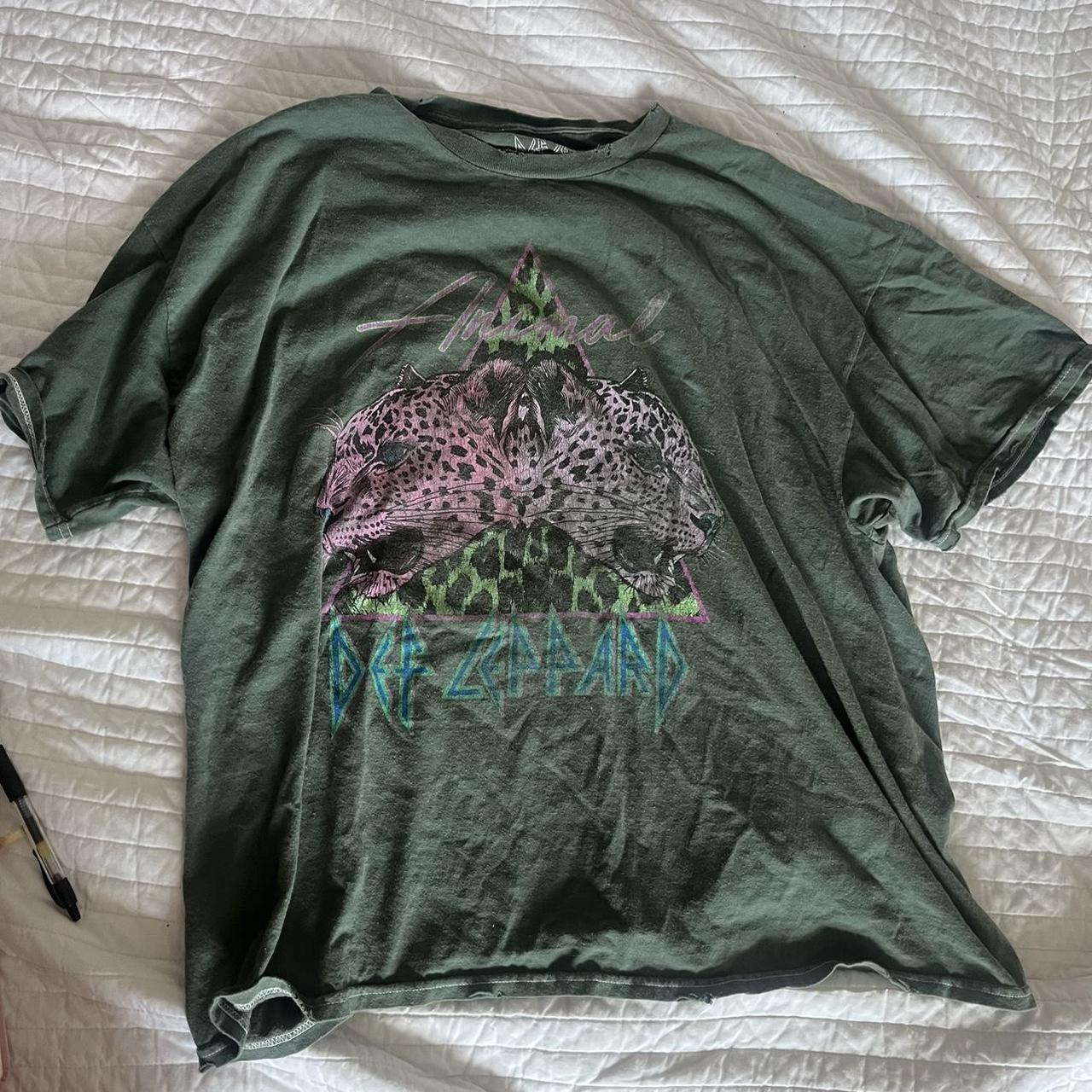 urban outfitters oversized graphic tee size l/xl... Depop
