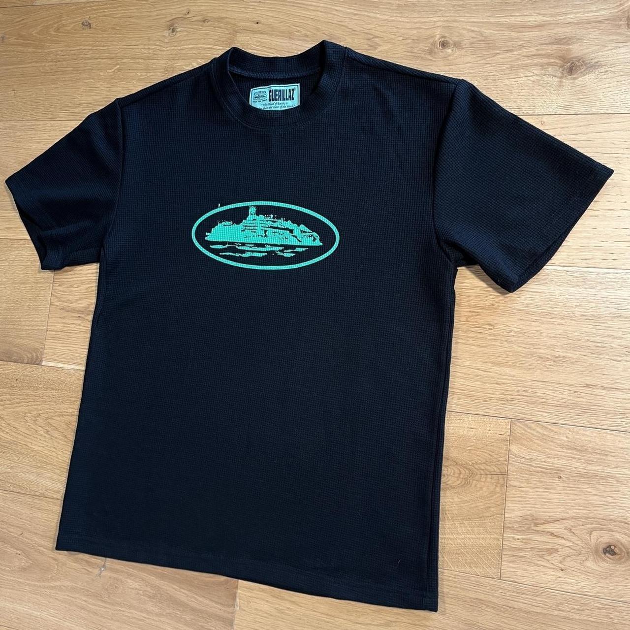 Corteiz Men's Black and Green T-shirt | Depop
