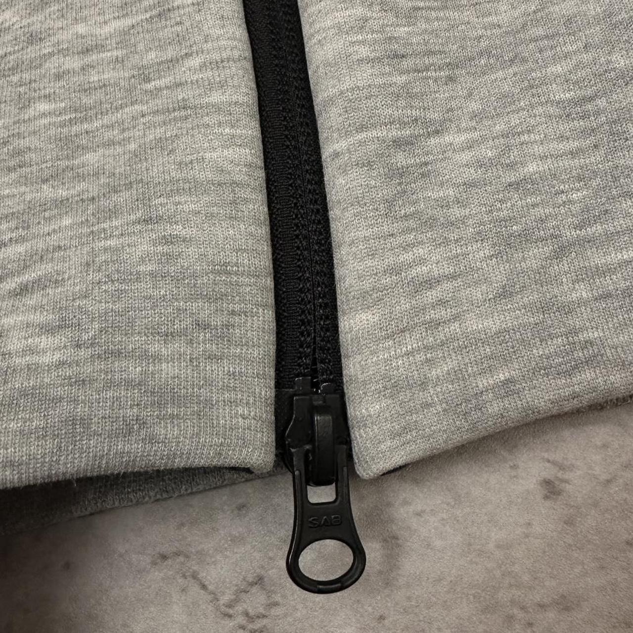 black and white womens nike hoodie