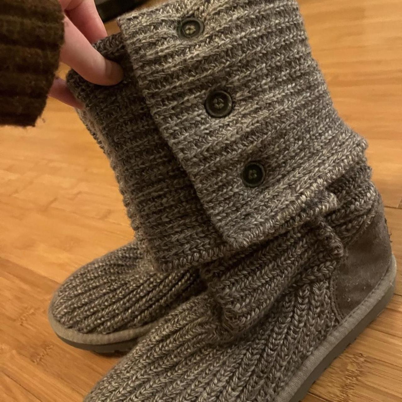 Cardigan on sale ugg boots