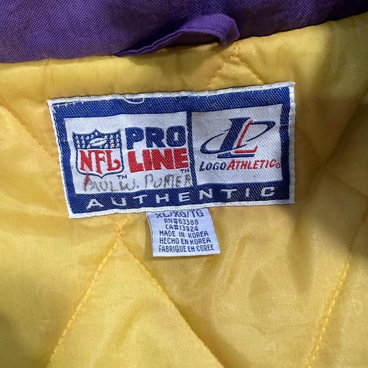 Vintage 90's Minnesota Vikings Winter Coat Used in - Depop