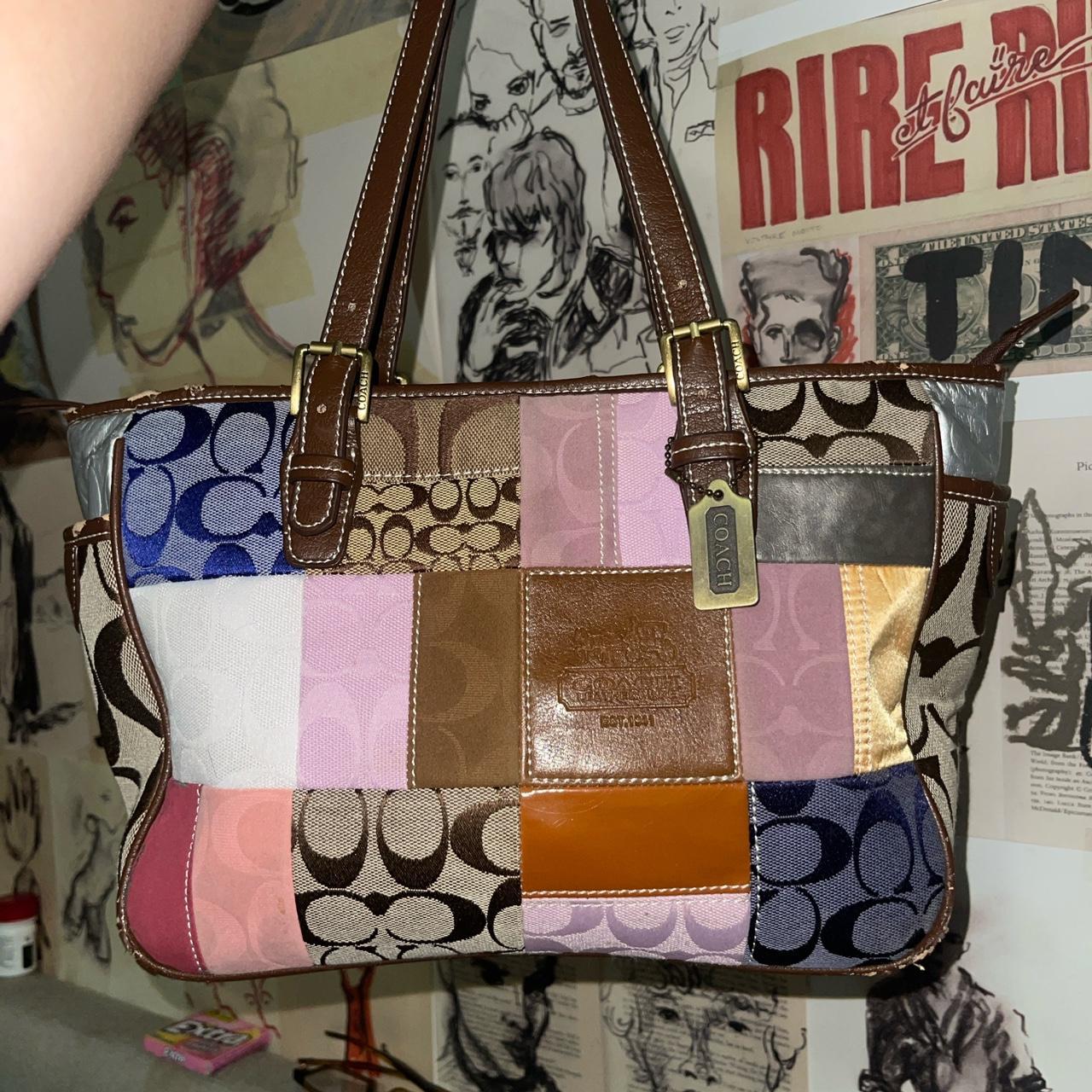 Coach shops patch purse