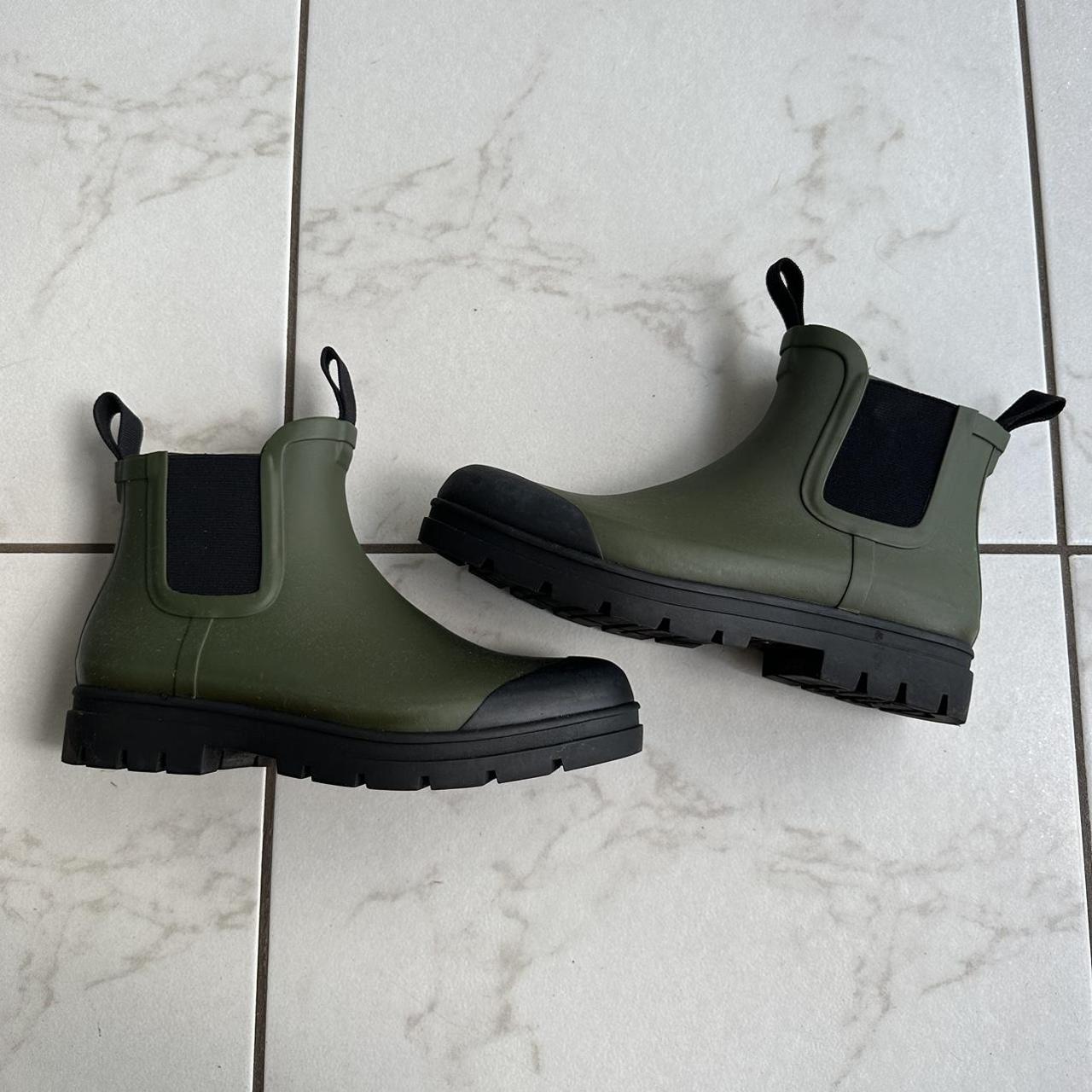 everlane pink rain boots
