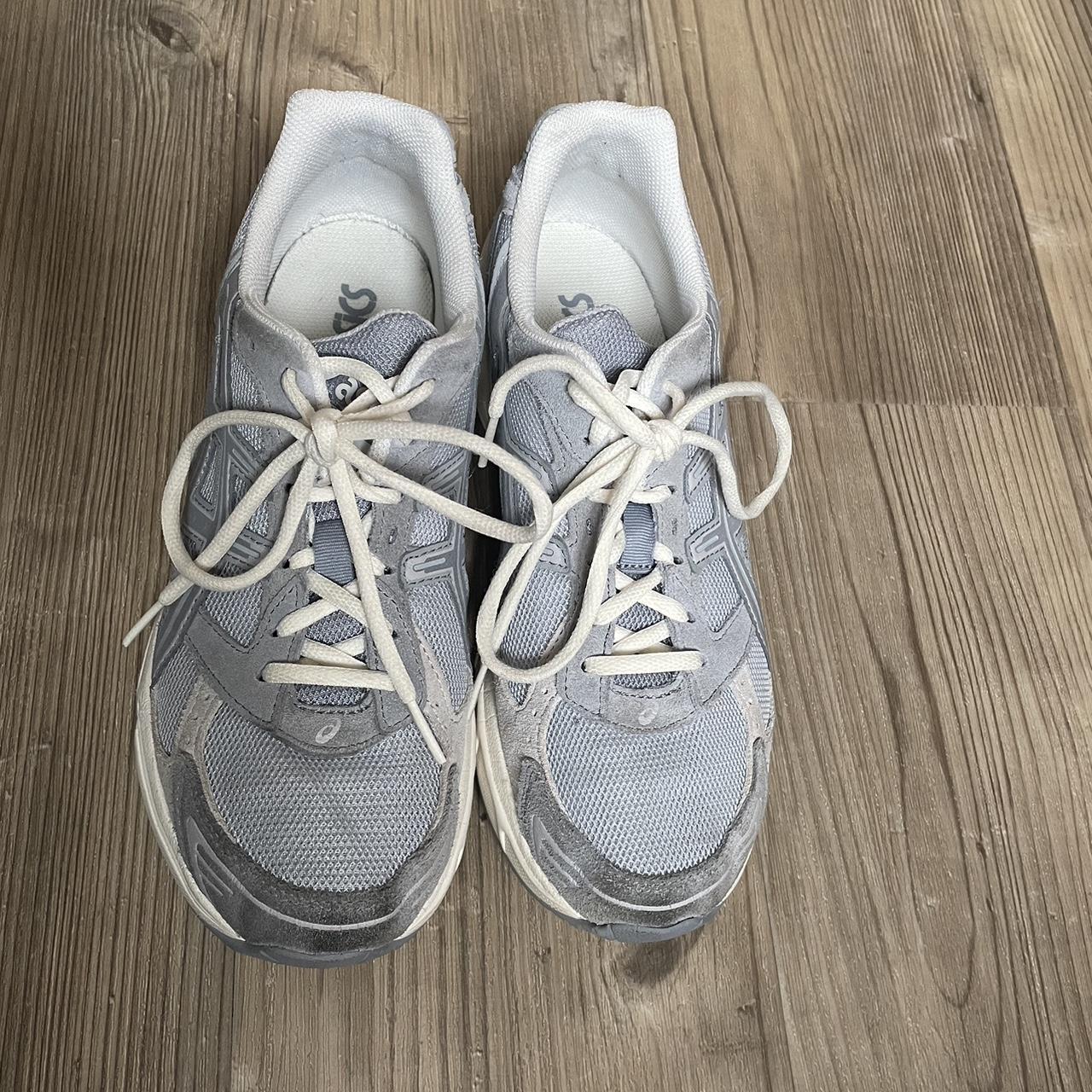 ASICS Men's Grey Trainers | Depop