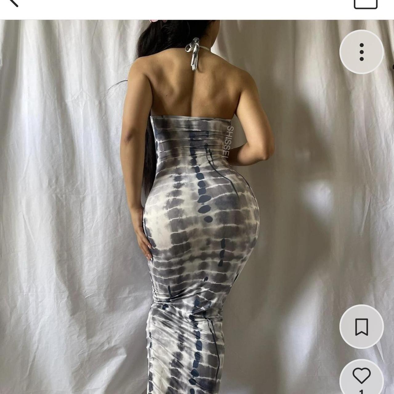 Repop! Grey and white maxi summer dress it’s Bodycon... - Depop