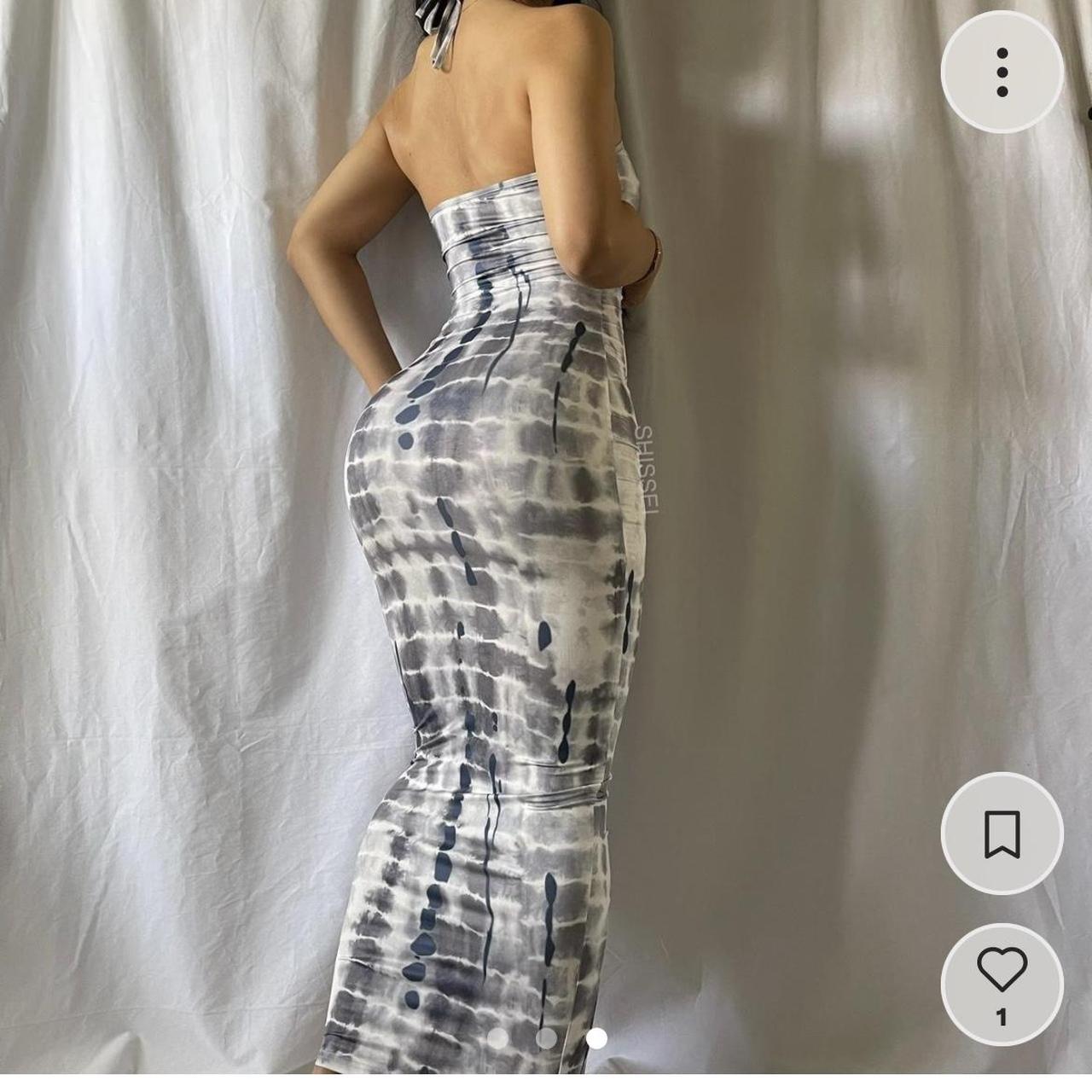 Repop! Grey and white maxi summer dress it’s Bodycon... - Depop