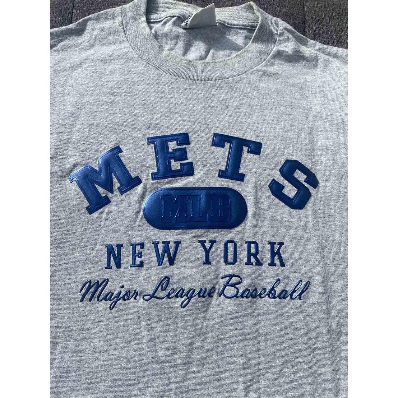 Vintage New York Mets shirt. Size mens small. Has - Depop