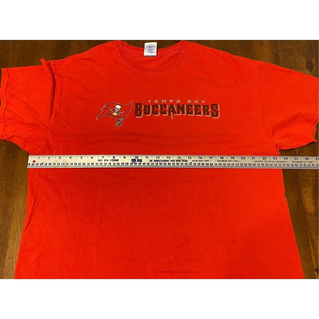 NFL Tampa Bay Buccaneers XL red logo T-shirt Publix