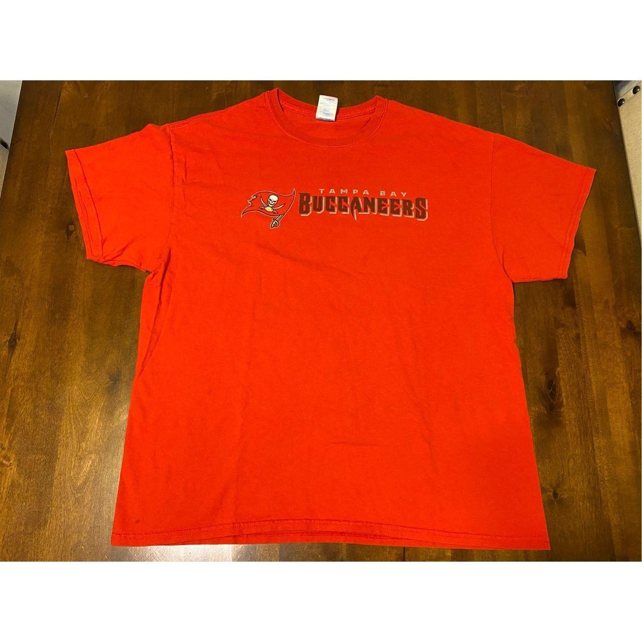 NFL Tampa Bay Buccaneers XL red logo T-shirt Publix