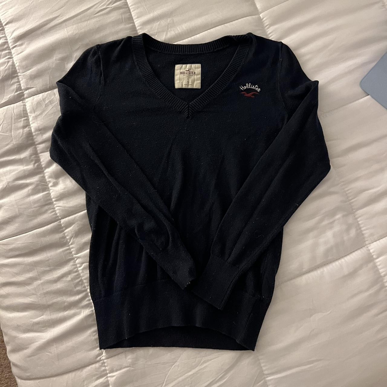 Hollister best sale navy jumper