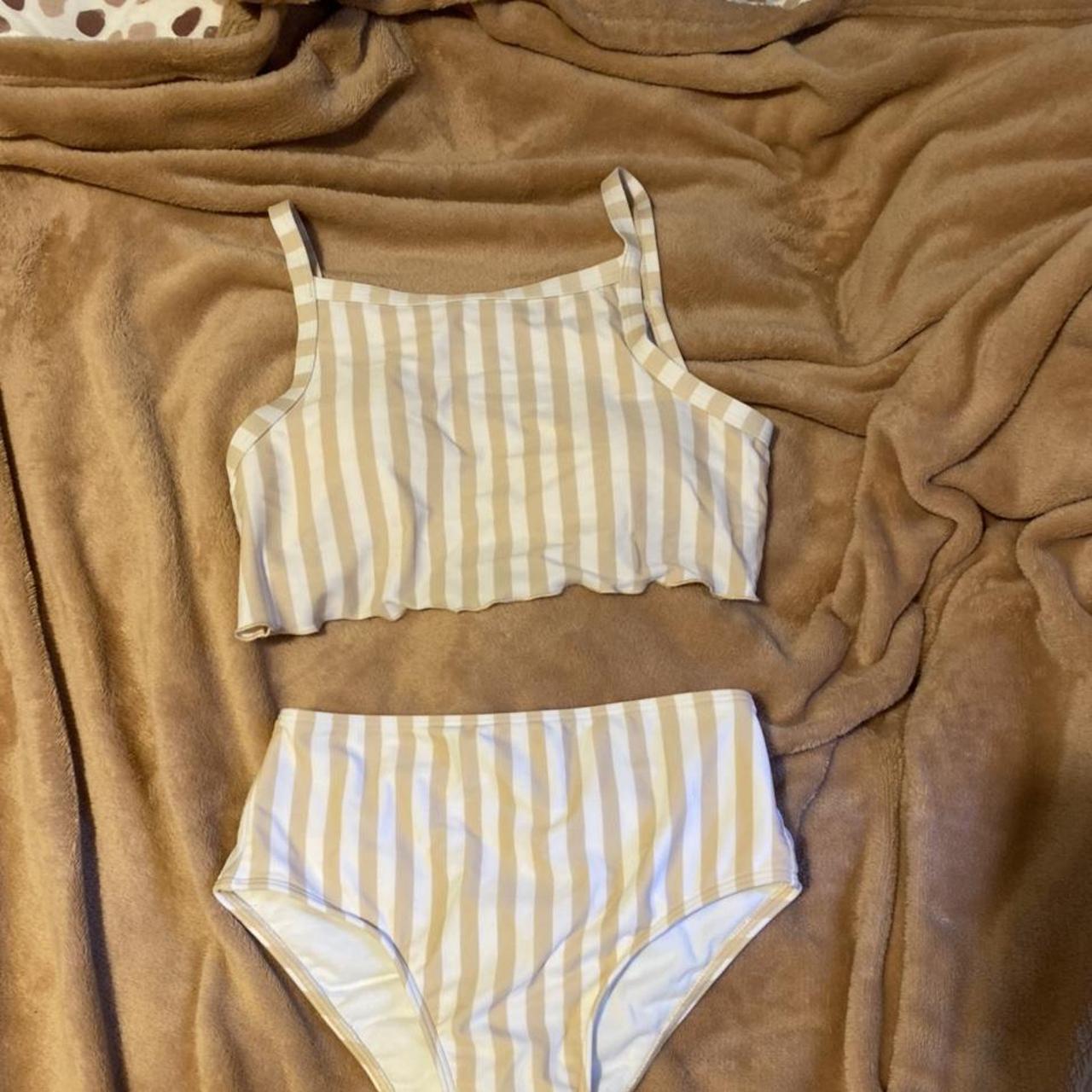 Super cute Hollister bikini! Perfect for summer 💛... Depop