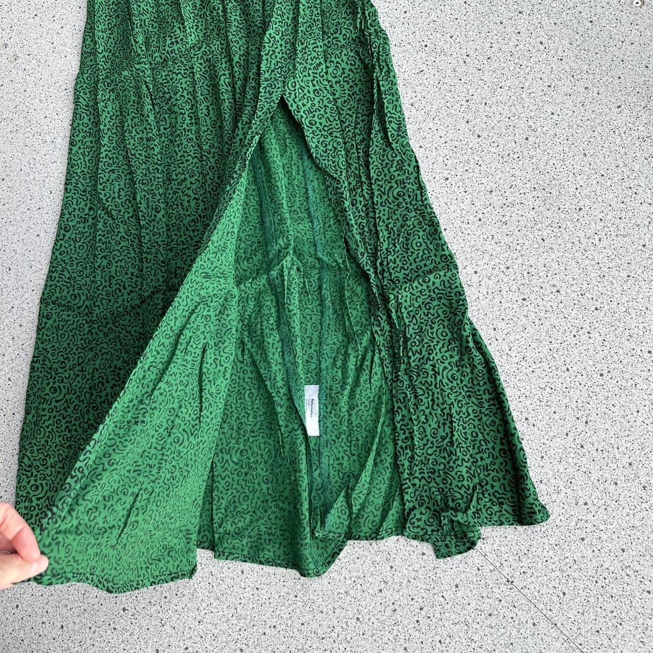 Reformation 'Lacey' jitterbug green dress. Size US... - Depop