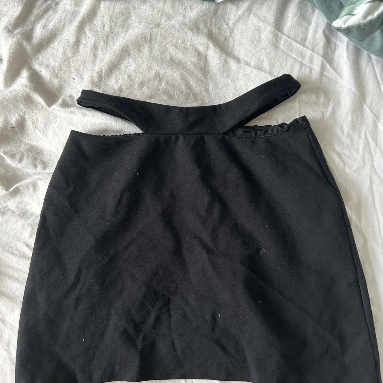 Pull & Bear cut out mini skirt Super cute great... - Depop