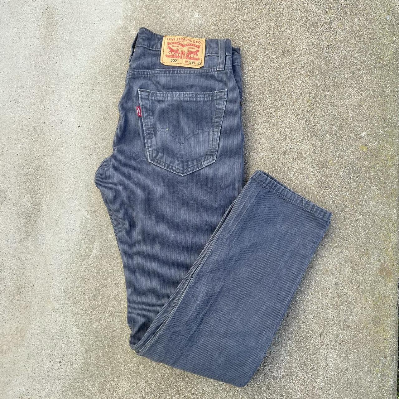 Levi's Women's Navy and Grey Jeans | Depop