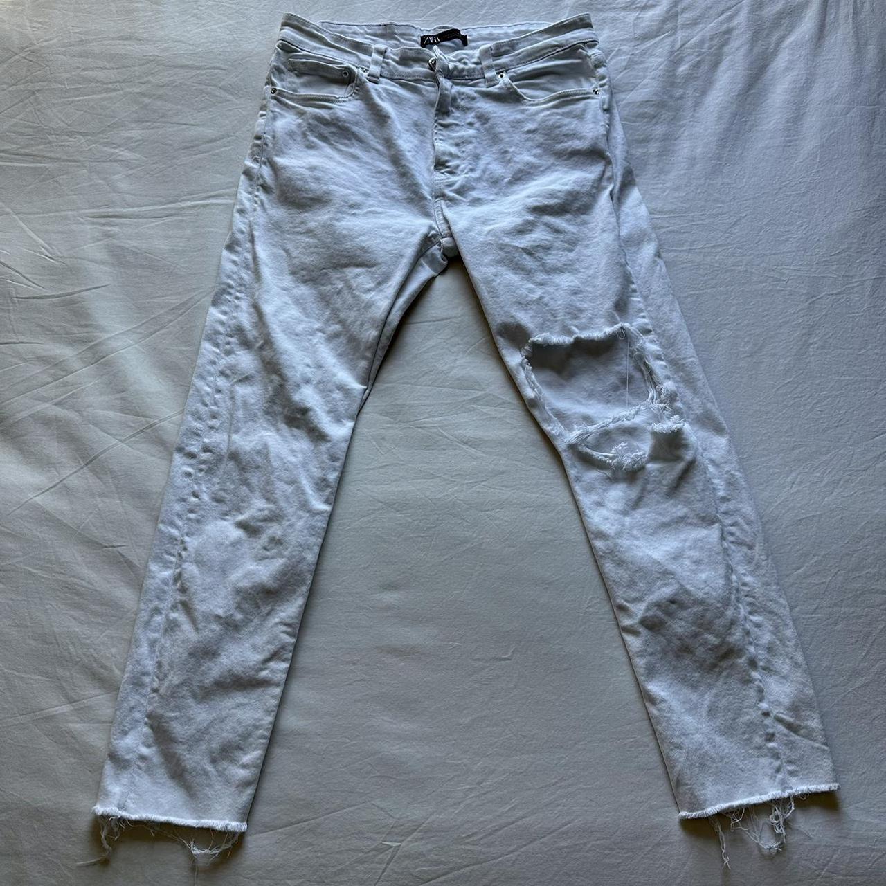 Zara Men’s White Denim SZ 32 #Zara #denim #jeans... - Depop