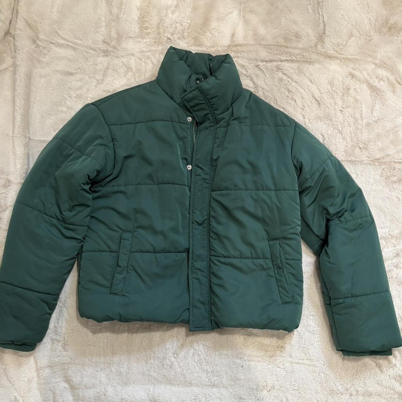 RVCA Women's Puffer Jacket Green M – RVCA green cropped puffer