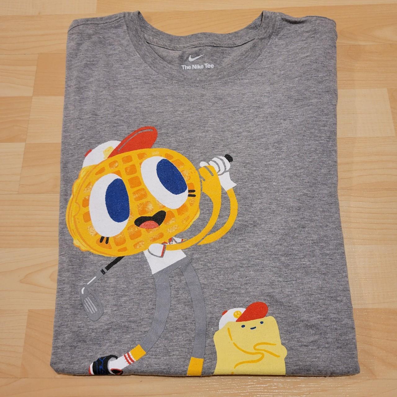 Nike the waffle chase t shirt modern Condition is | Depop Nike the waffle chase t shirt modern Condition is | Depop