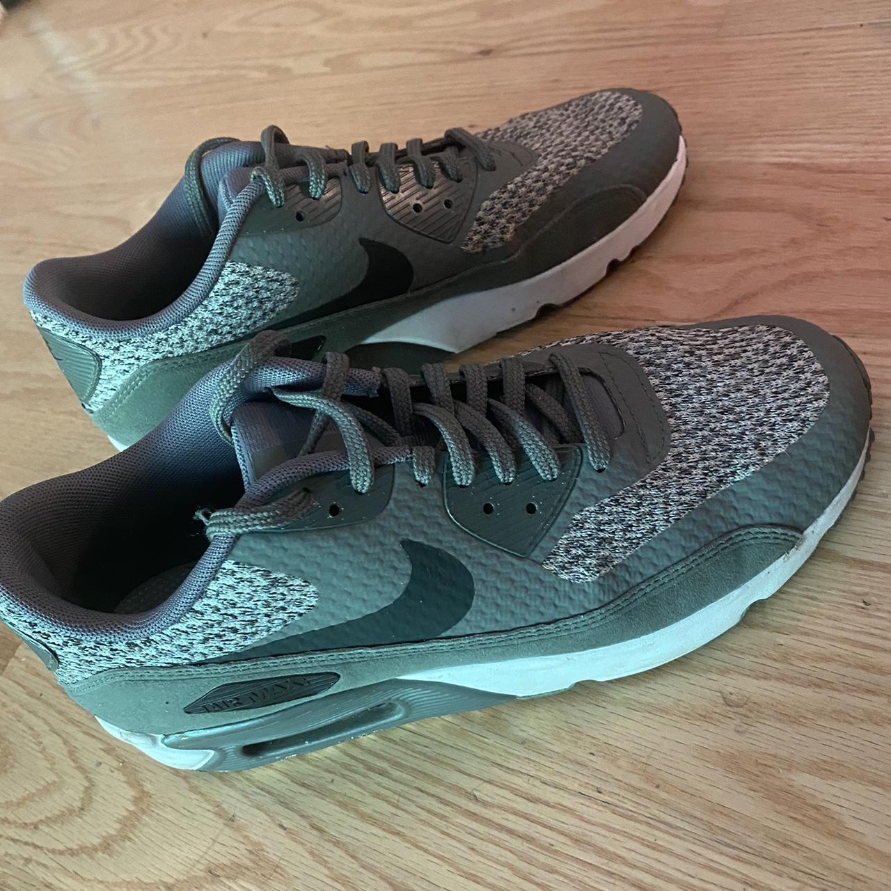 army green nike air