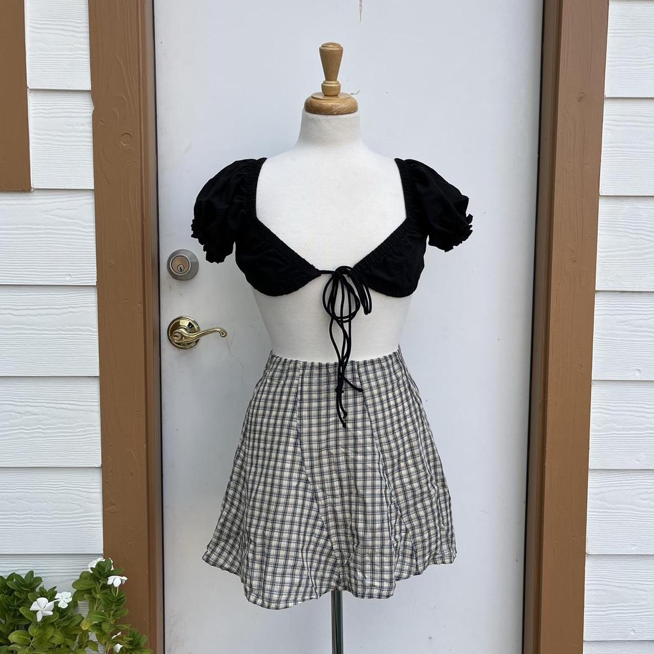 American Eagle Outfitters plaid skater skirt,