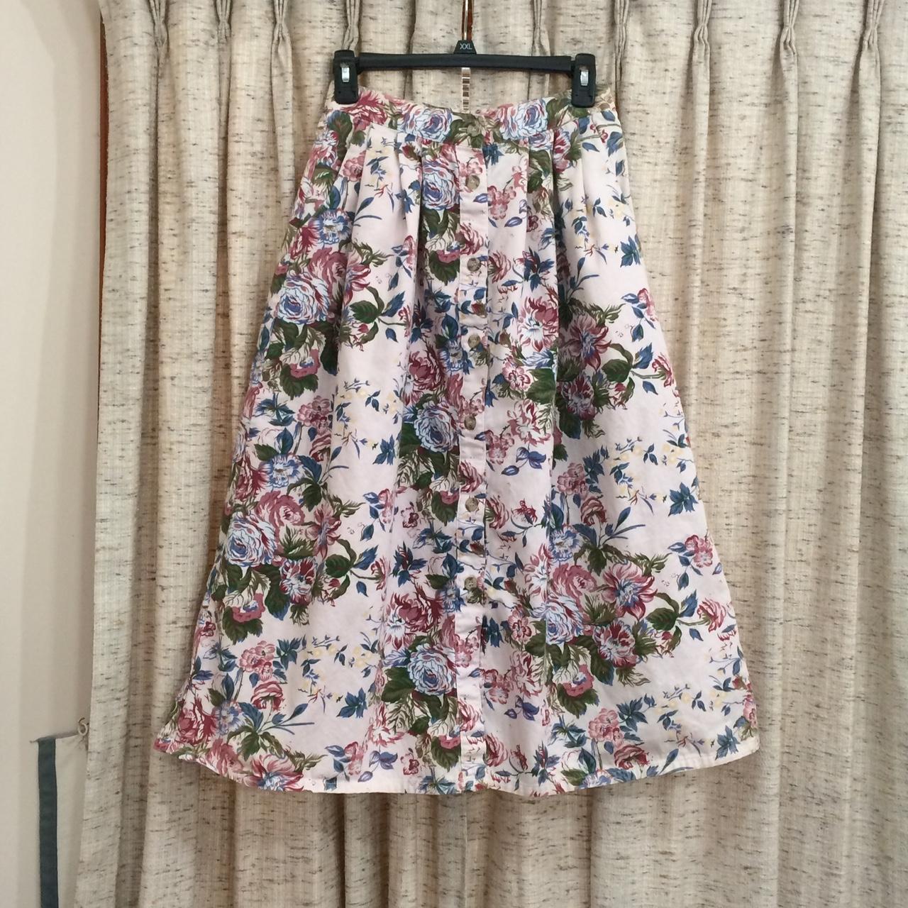 Bryn Connelly Vintage Floral Button Front Skirt,... - Depop