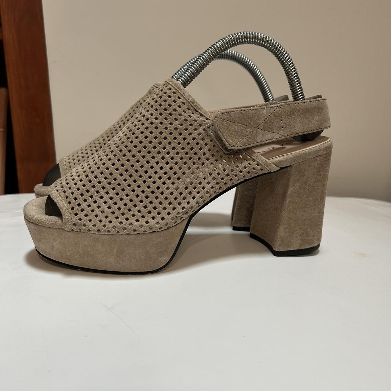 item listed by mackenziescott