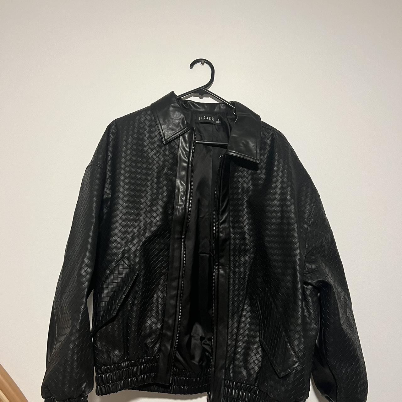 LIONESS KENNY BOMBER WOVEN ONYX Worn once- selling | Depop