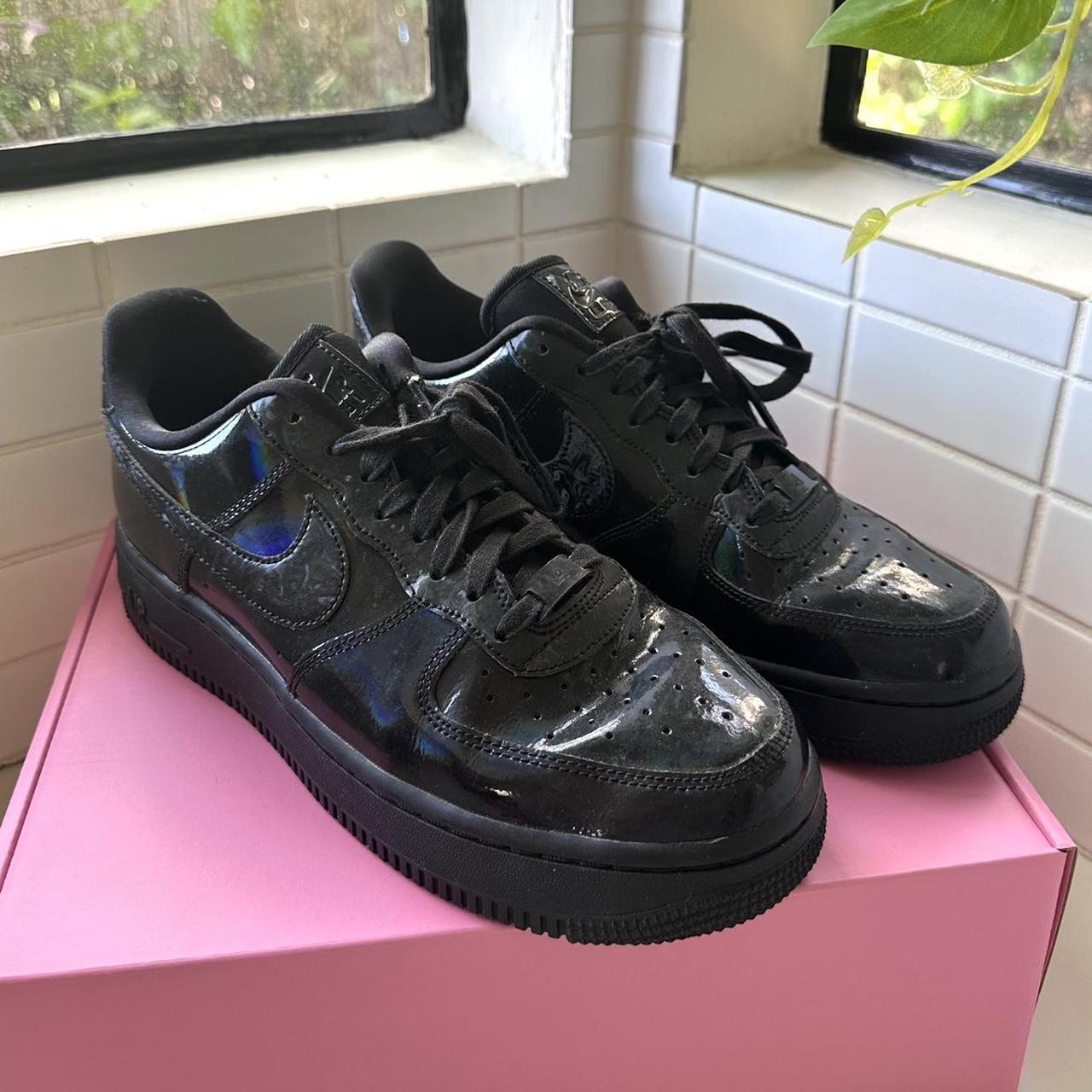 mens black and green nikes