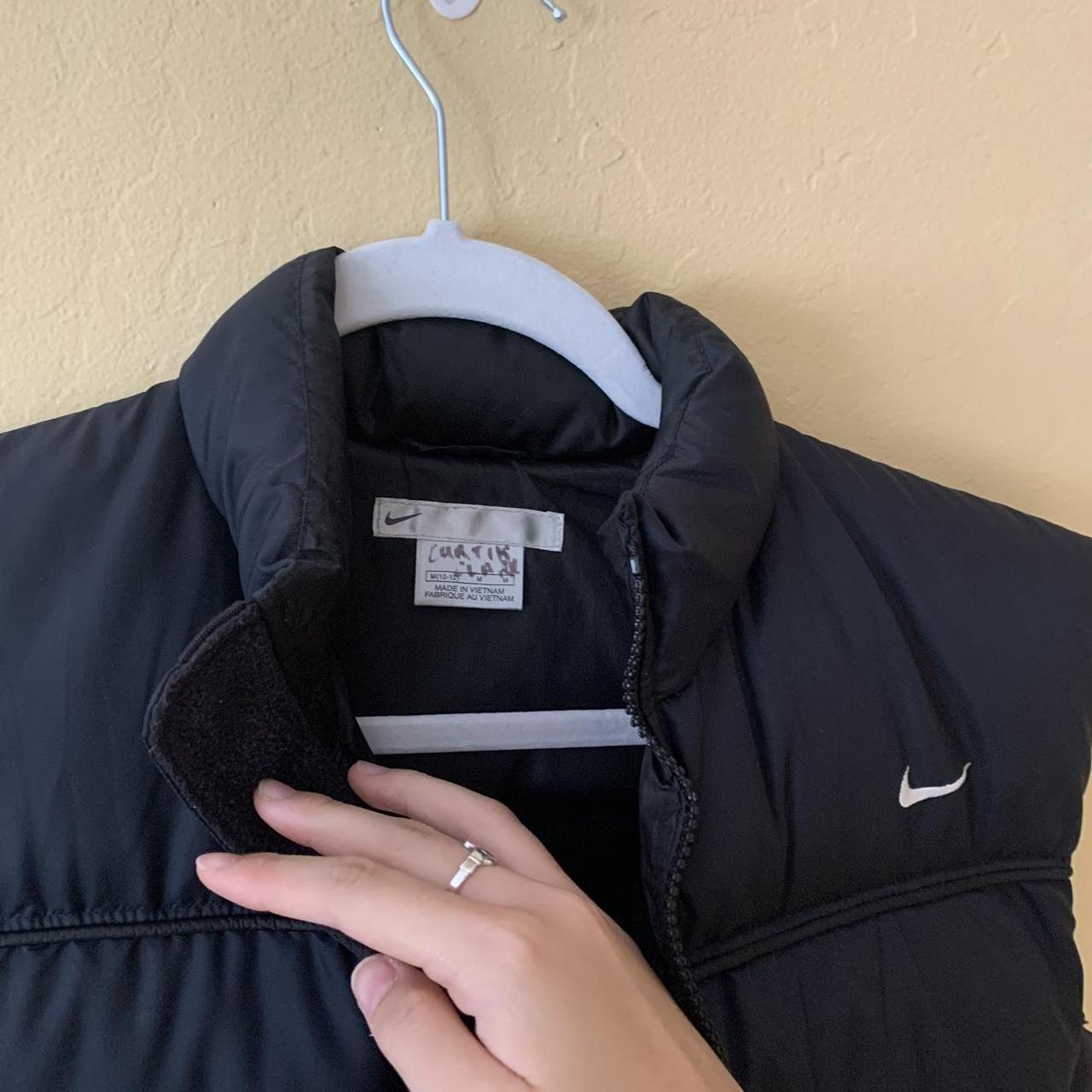 nike puffer vest womens