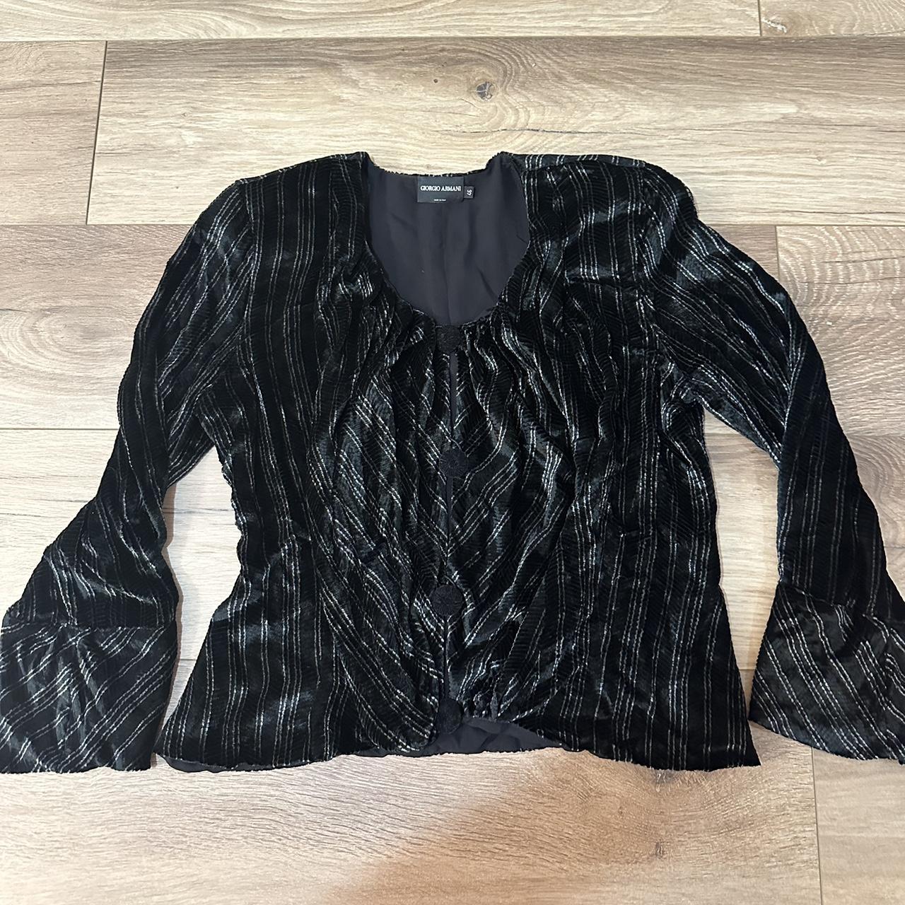 item listed by spaarklejumpropequeen