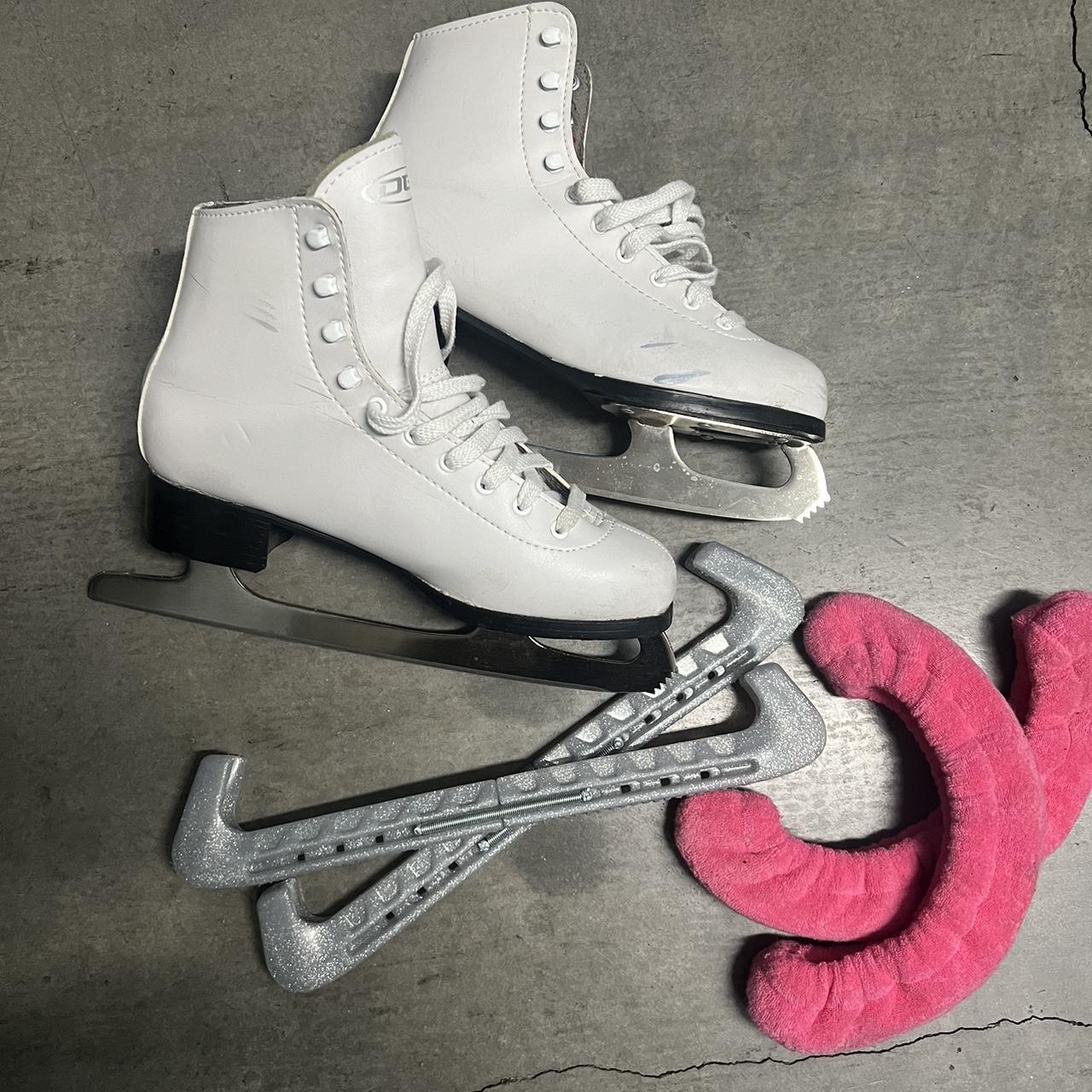 ICE SKATES ⛸️ women’s figure skates from DBX. Size 7.... Depop