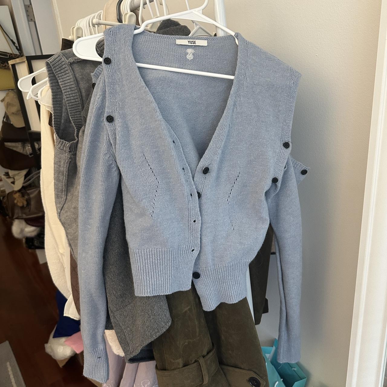 item listed by emilyyybearrr