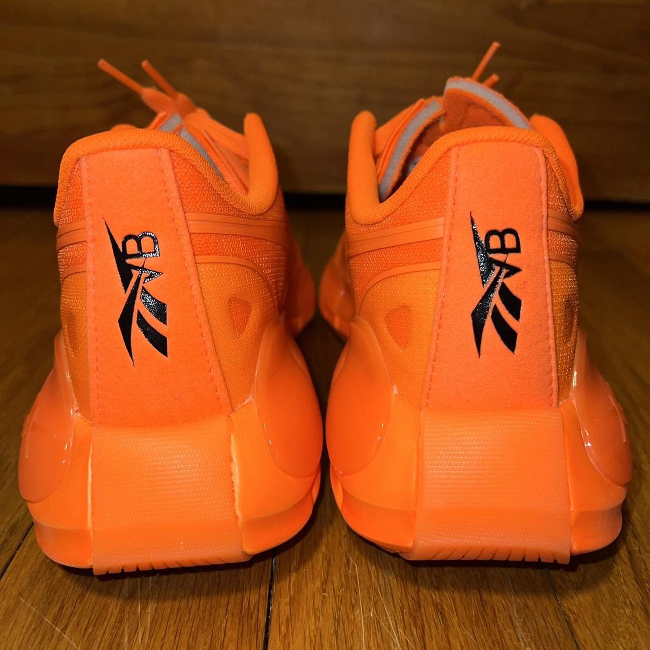 リーボックVictoria Beckham x Reebok Zig Kineticaスニーカー Reebok x Victoria Beckham Zig Kinetica sneakers Reebok By