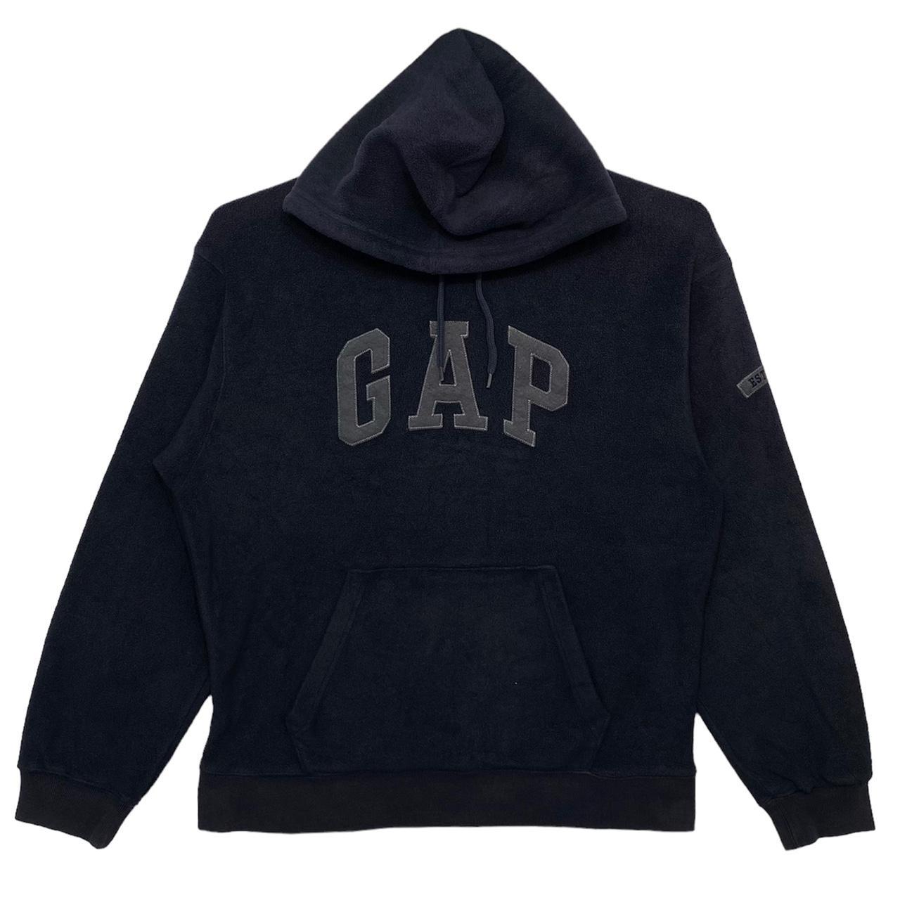 Gap Men's Sweatshirt | Depop