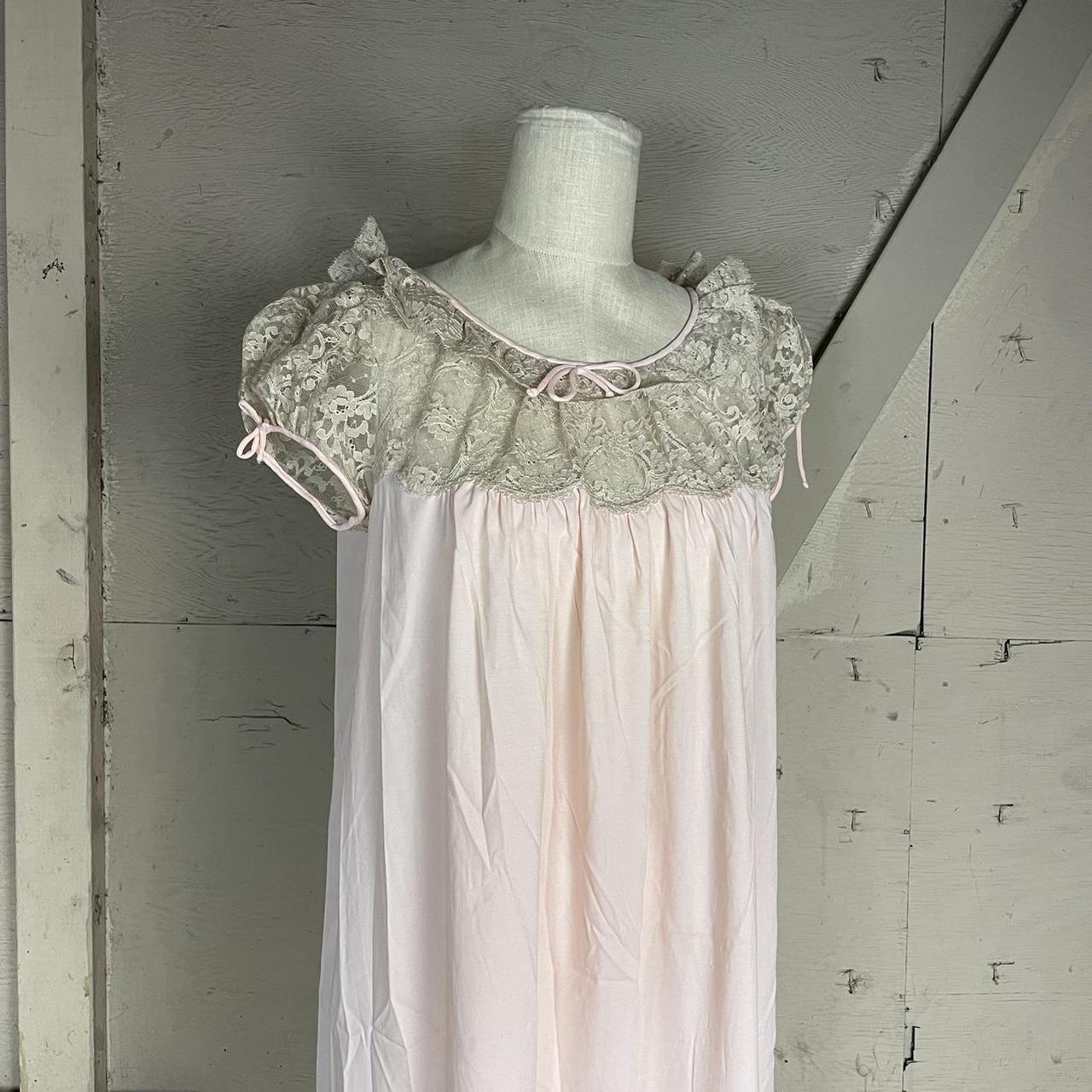 Vintage 50’s Crepe Barbizon pink nightgown slip... - Depop