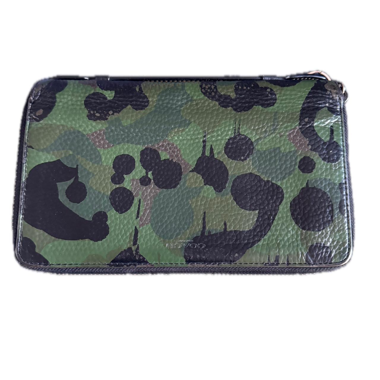 Coach mini zip around outlet wallet in wild camo print