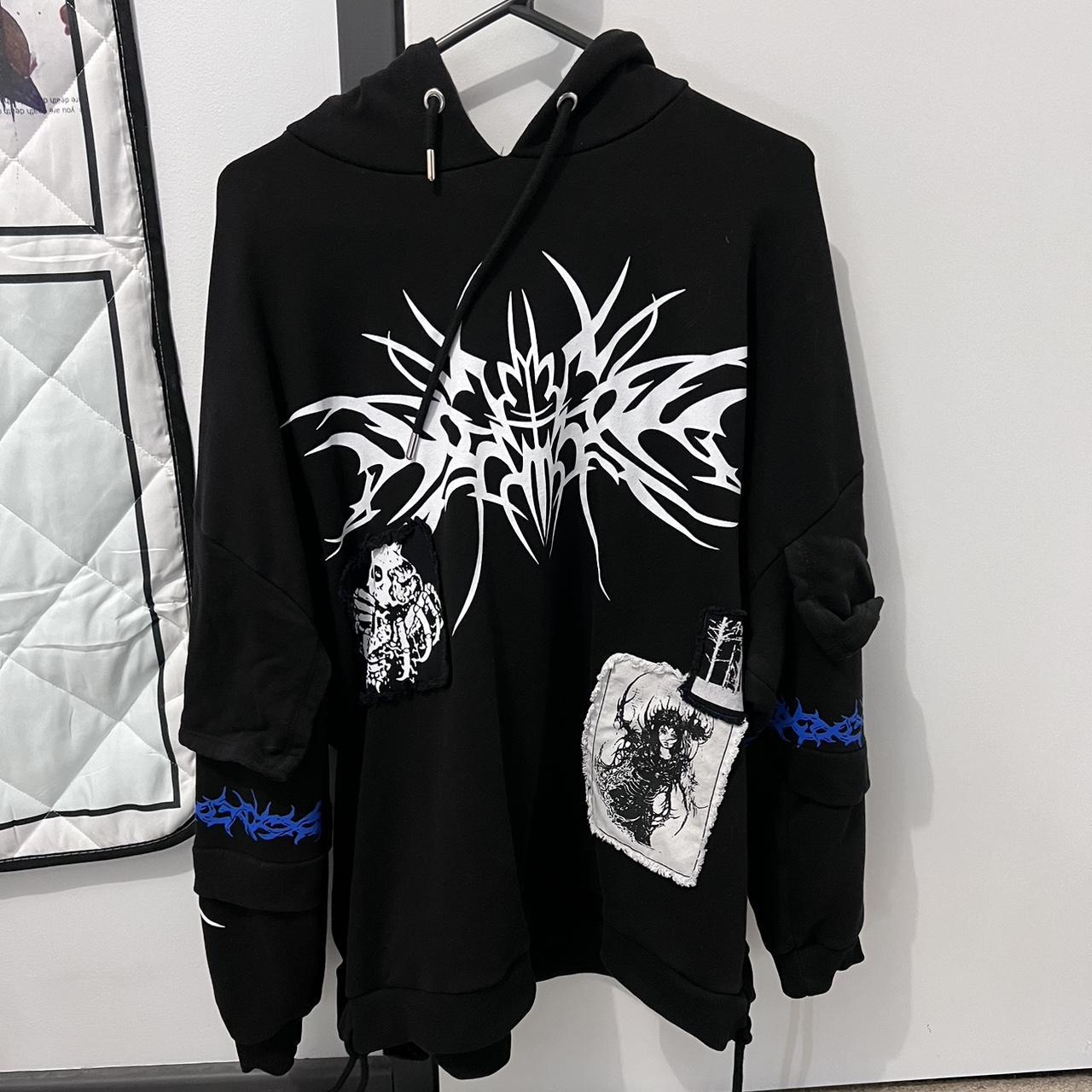 Drop Dead hoodie -size small, but oversized - Depop