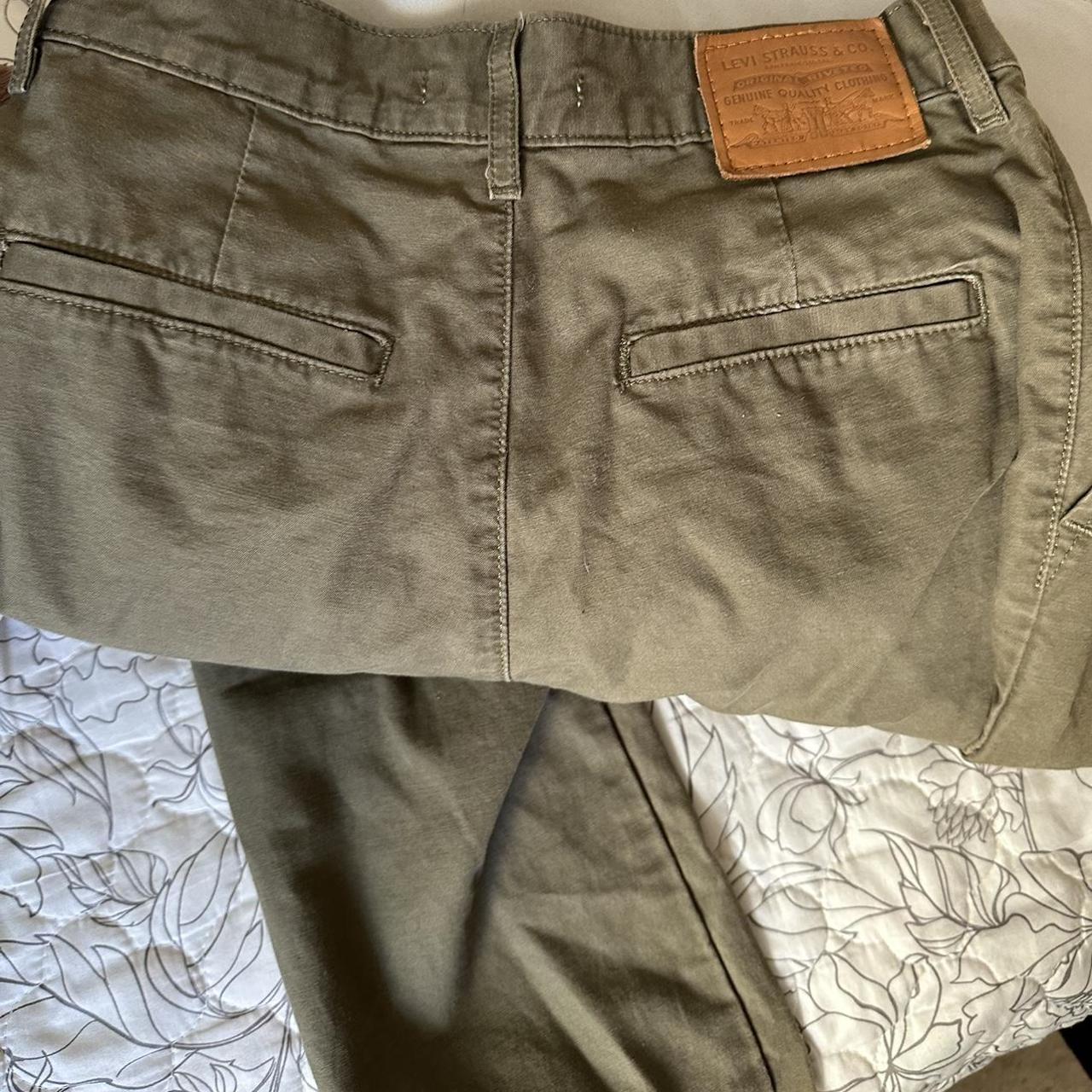 Levi’s High Loose trouser pants. They are very comfy... - Depop