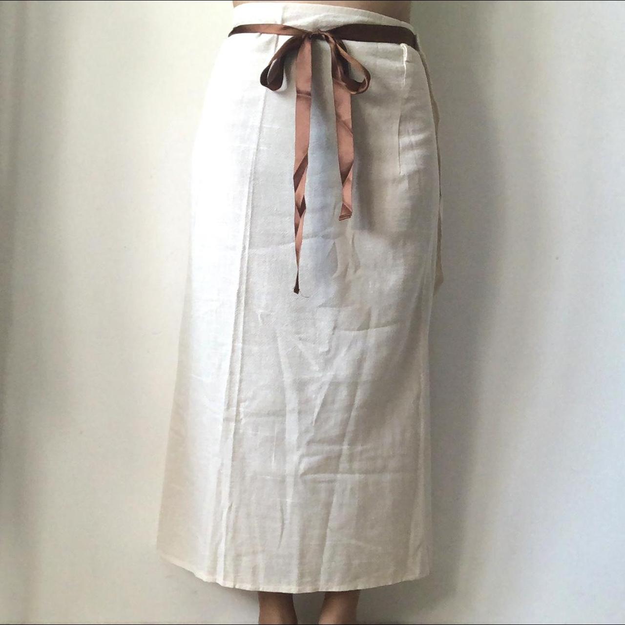 coolest vintage wrap maxi skirt with printed flower... - Depop