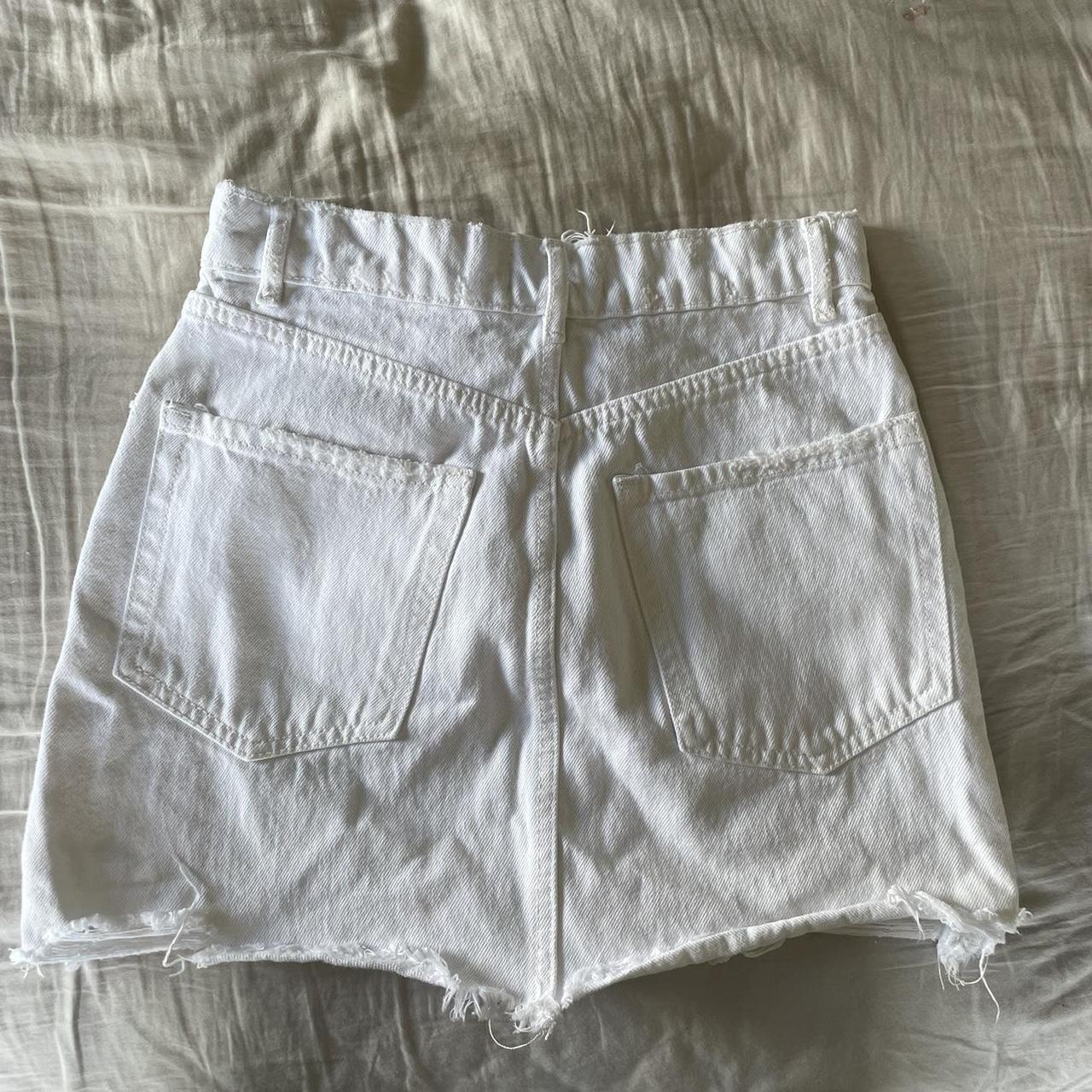 Zara white denim skirt - Depop