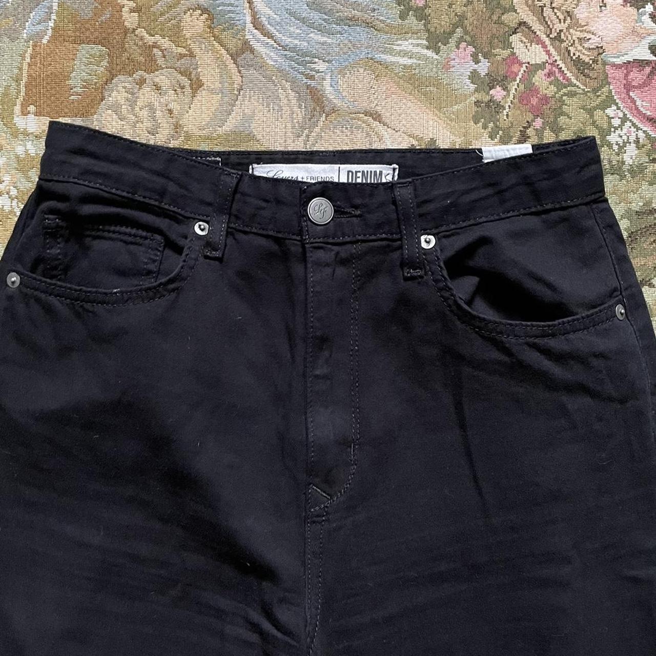 item listed by pholklore