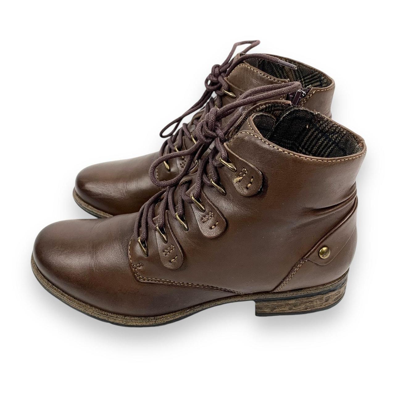 Earth lace up boots hotsell