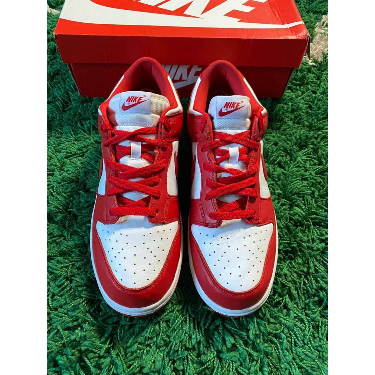 red nike leggins