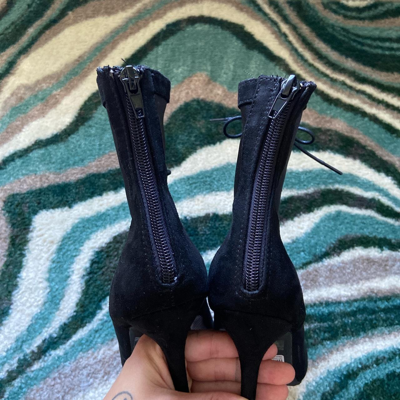 Wild Women's Black Footwear (4)