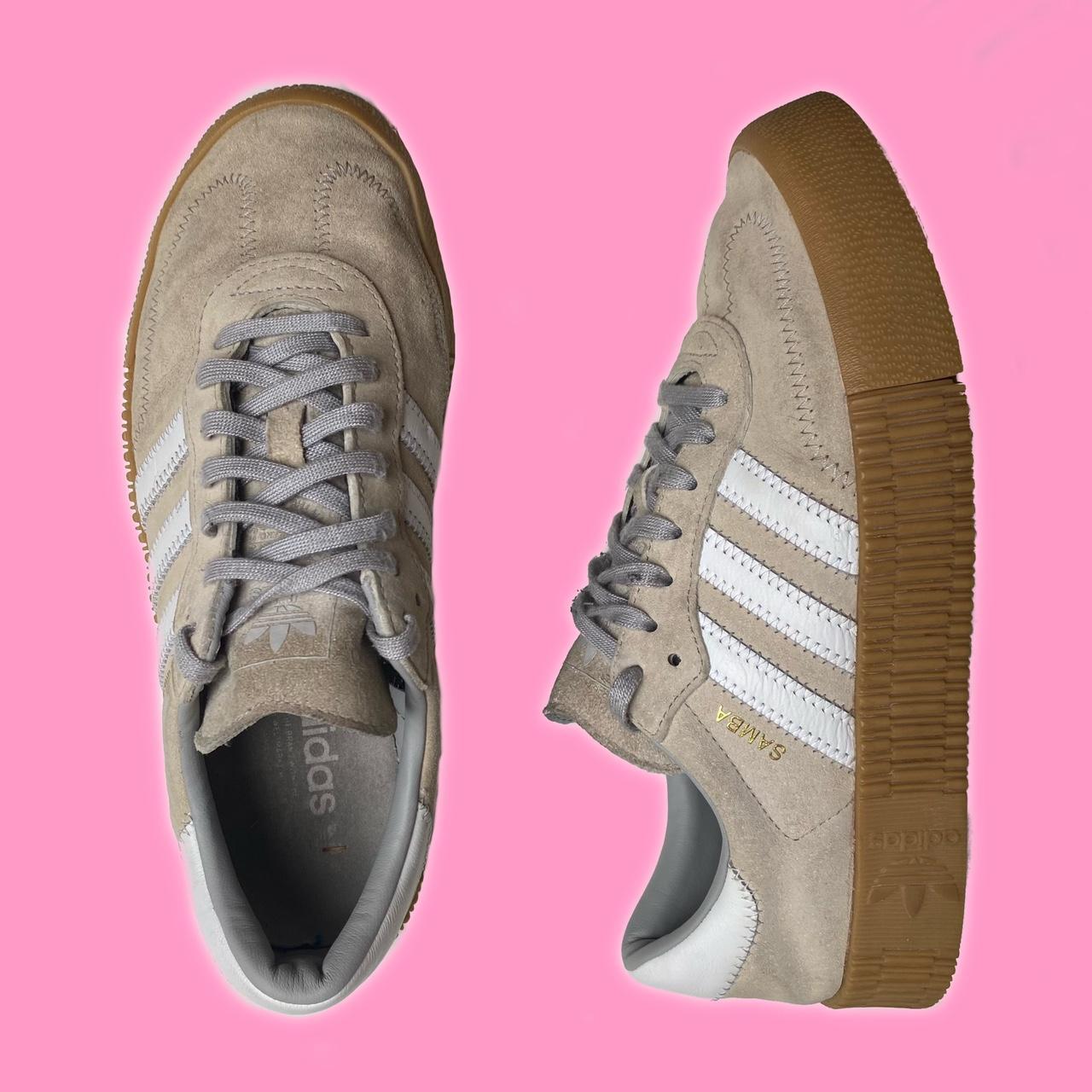 Adidas originals samba rose trainers sales in tan with gum sole